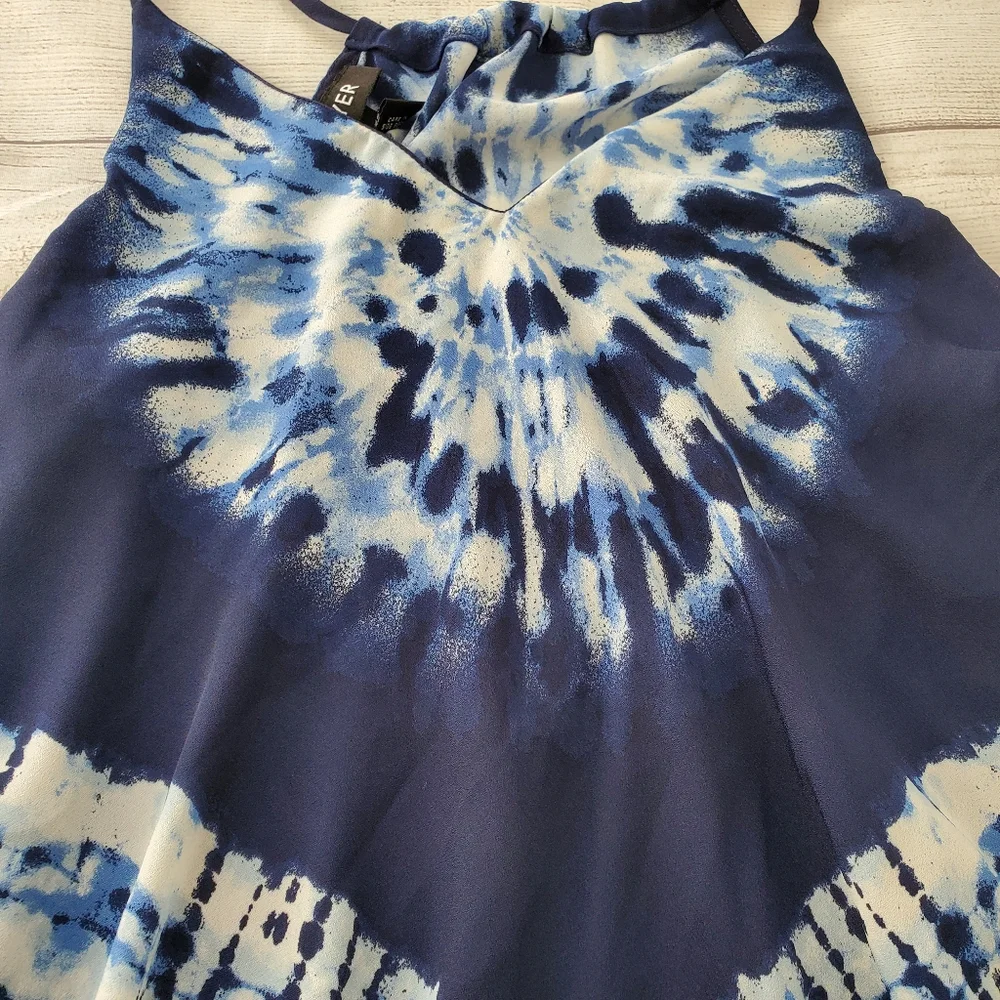 A. Byer flowy tie dye tank top. Size medium. - Picture 5 of 8